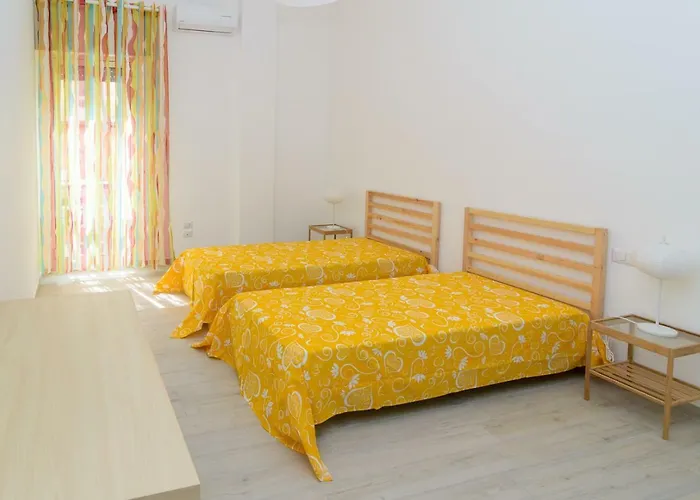 Lazzarella Loft شقة