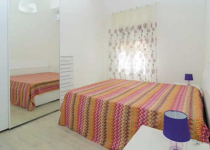 Lazzarella Loft شقة *